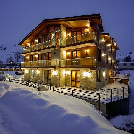 Pine Chalets By Ka Group Гудаурі Екстер'єр фото