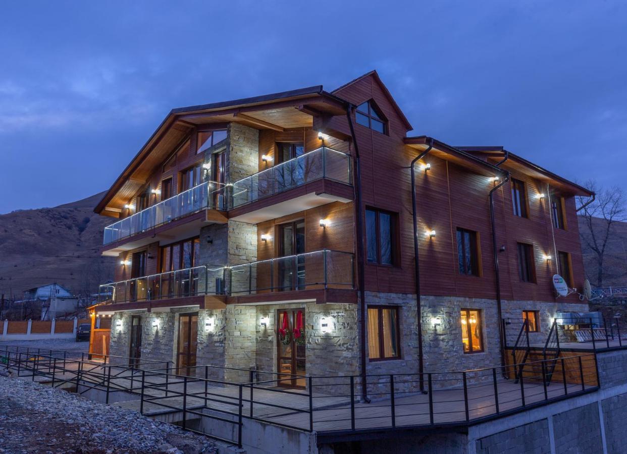 Pine Chalets By Ka Group Гудаурі Екстер'єр фото